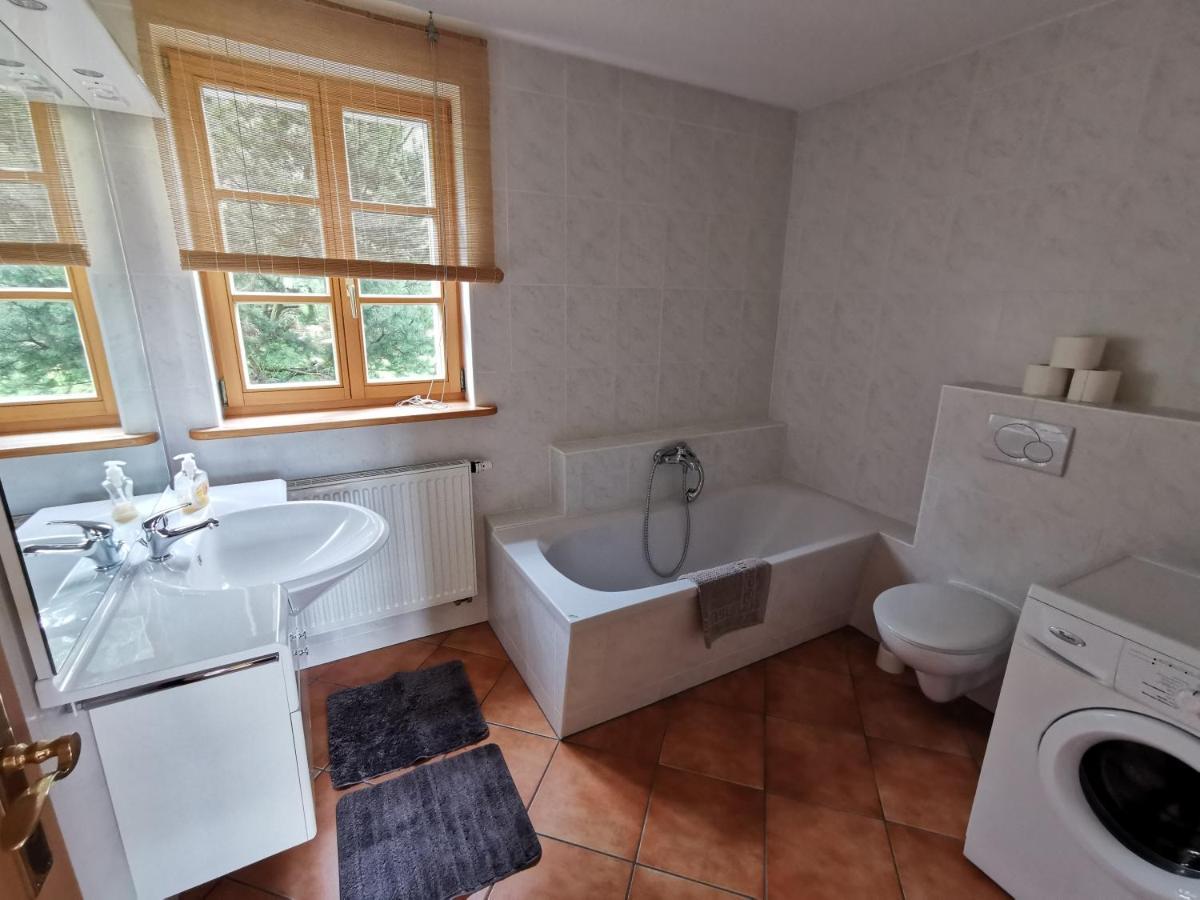 Ferienwohnung "Am Saalehaken" Gossitz Exterior foto